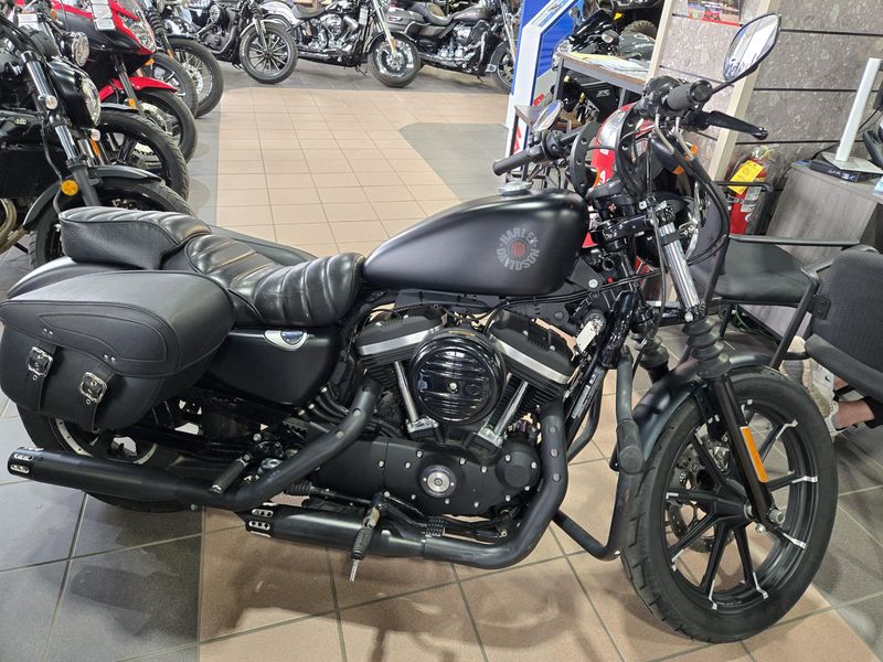 2022 HARLEY SPORTSTER IRON 883 Image 2