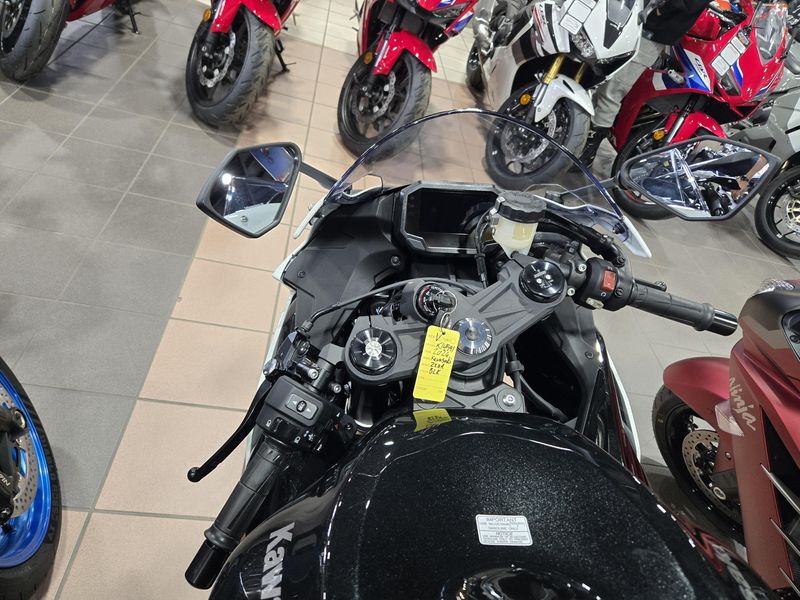 NEW 2026 KAWASAKI NINJA ZX6R ABS Image 23