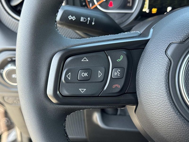 New 2026 Jeep Wrangler 4-door Rubicon X