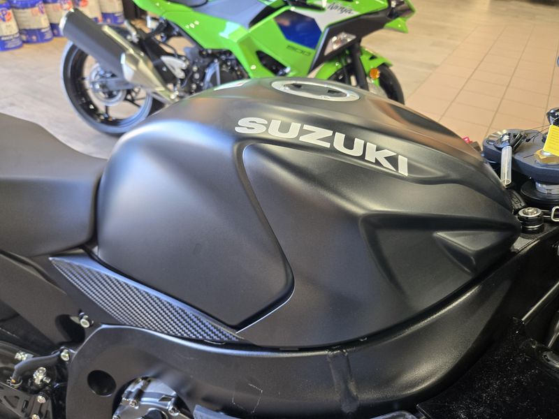 NEW 2026 SUZUKI GSXR600 Image 13