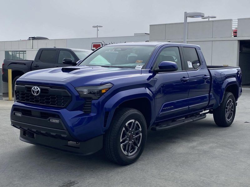 2025 Toyota Tacoma TRD SportImage 6