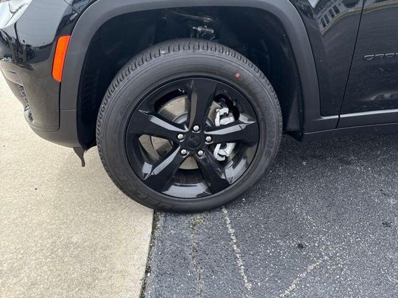 2025 Jeep Grand Cherokee Altitude X2025 Jeep Grand Cherokee L Altitude X 4x4