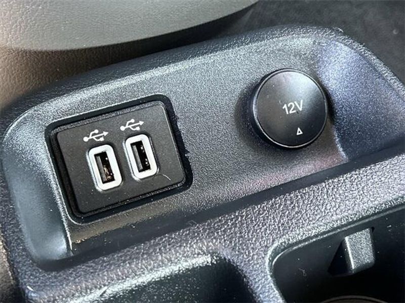 2022 Ford Transit Connect XLImage 27