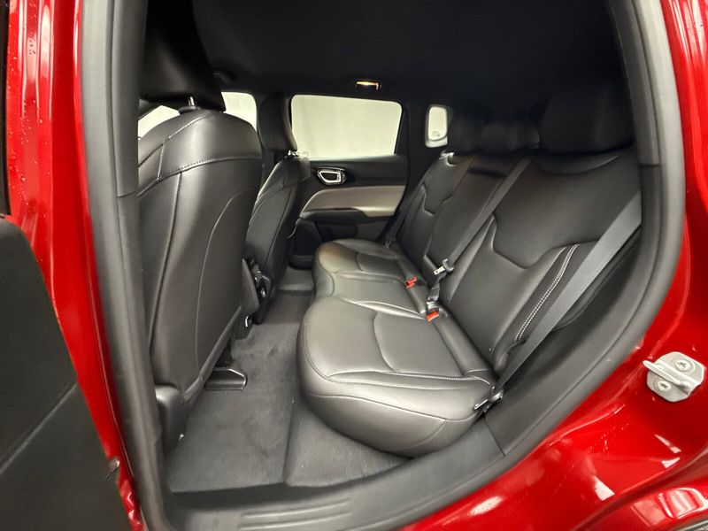 New 2025 Jeep Compass Limited 4x4Image 18