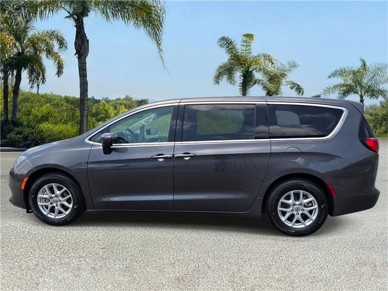Used 2022 Chrysler Voyager LX FWD