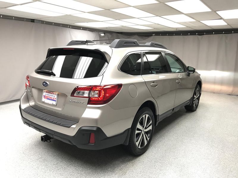 Used 2019 Subaru Outback LimitedImage 18