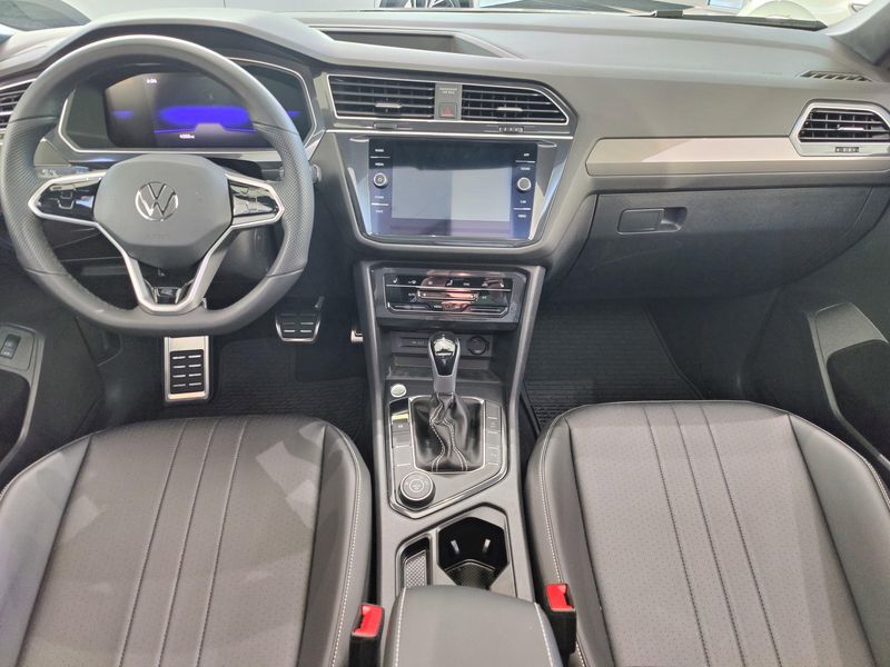 2024 Volkswagen Tiguan SE R-Line Black AWD w/SunroofImage 17