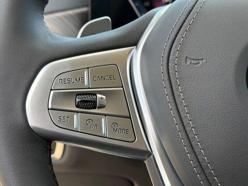 New 2026 BMW X7 xDrive40iImage 22