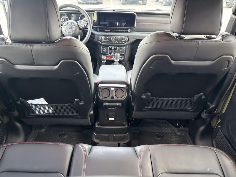 Used 2026 Jeep Wrangler Rubicon XImage 25