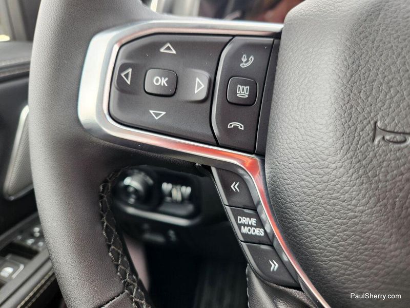 2025 RAM 1500 Laramie Crew Cab 4x4 5