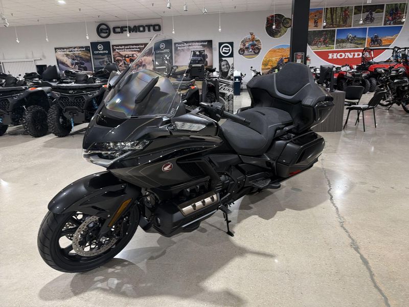 New 2026 Honda GOLDWING TOUR DCT Image 13