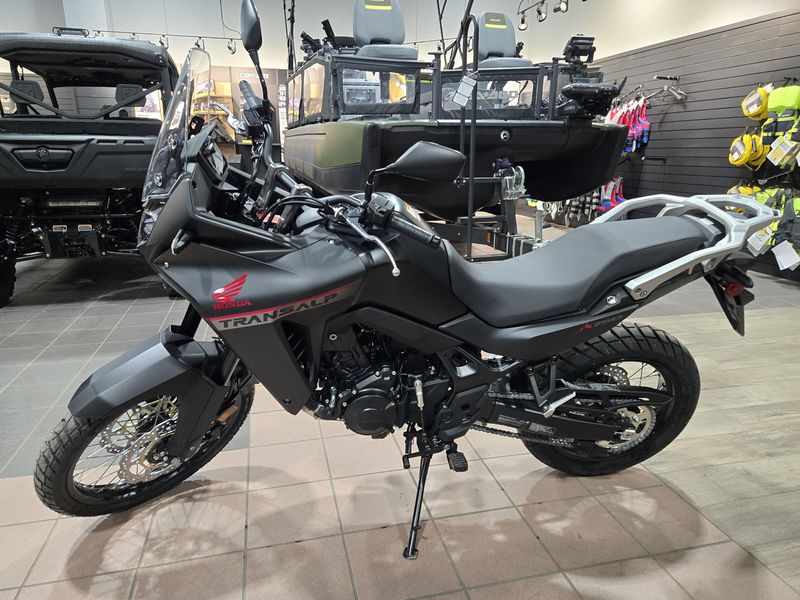 2024 Honda TRANSALP MATTE BLACK METALLIC Image 5