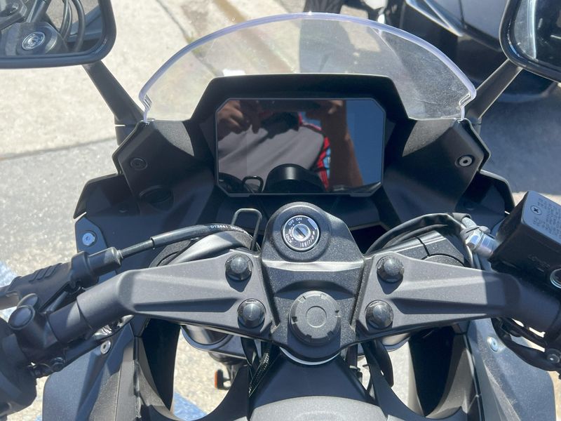 2025 Suzuki GSX-S 8R Image 13