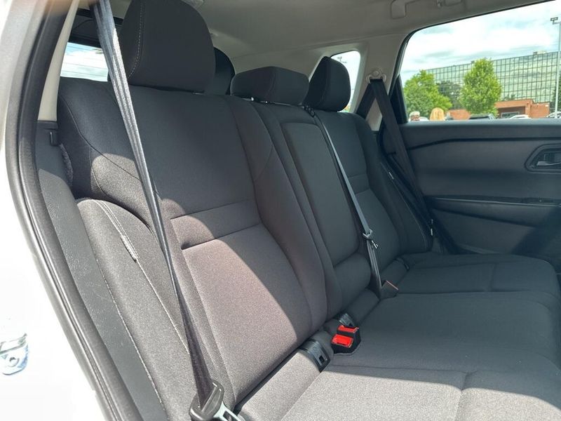 2024 Nissan Rogue SImage 18