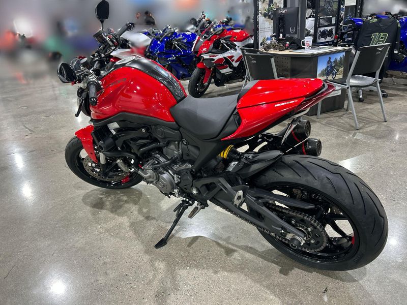 Used 2022 Ducati Monster Image 17