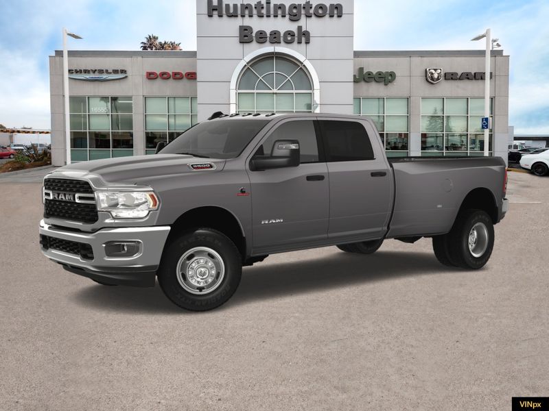 2023 RAM 3500 Big Horn Crew Cab 4x4 DullayImage 2