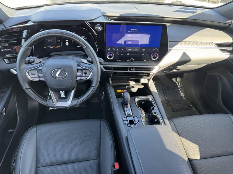 Used 2026 Lexus RX 350h PremiumImage 33