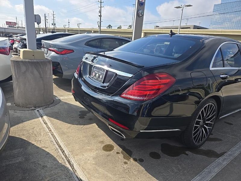 2017 Mercedes Benz S 550 photo 3