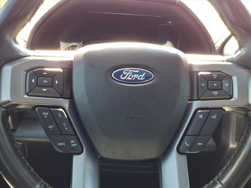 2020 Ford Expedition MAX Platinum photo 27