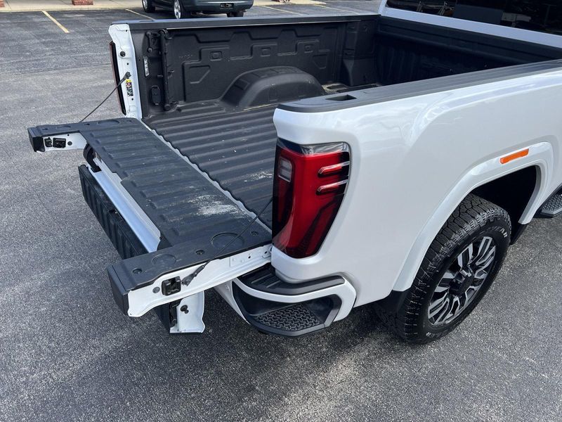 2024 Gmc Sierra HD Denali Ultimate photo 53