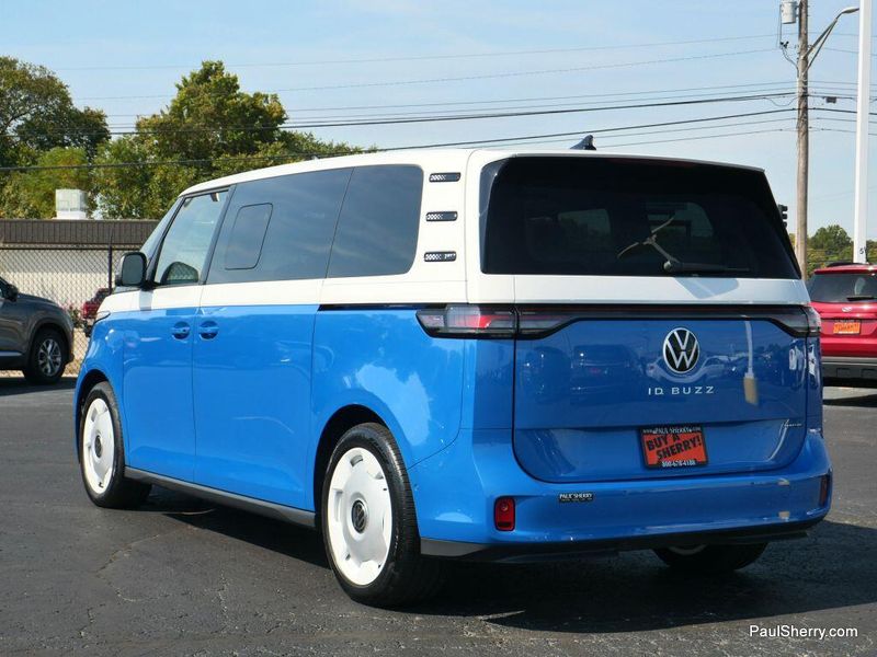 2025 Volkswagen ID. Buzz photo 7