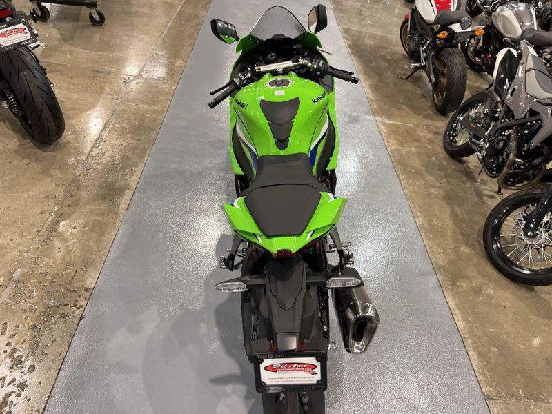 New 2026 Kawasaki NINJA ZX-10R ABS Image 18