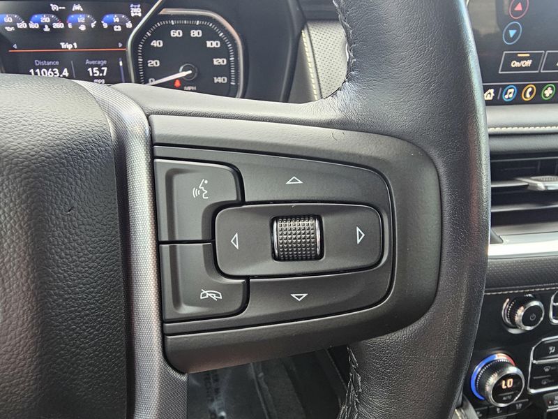 2021 GMC Yukon SLTImage 17