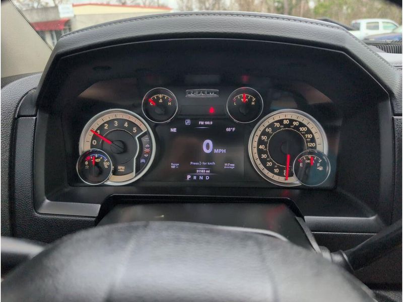 Used 2017 RAM 3500 LaramieImage 24