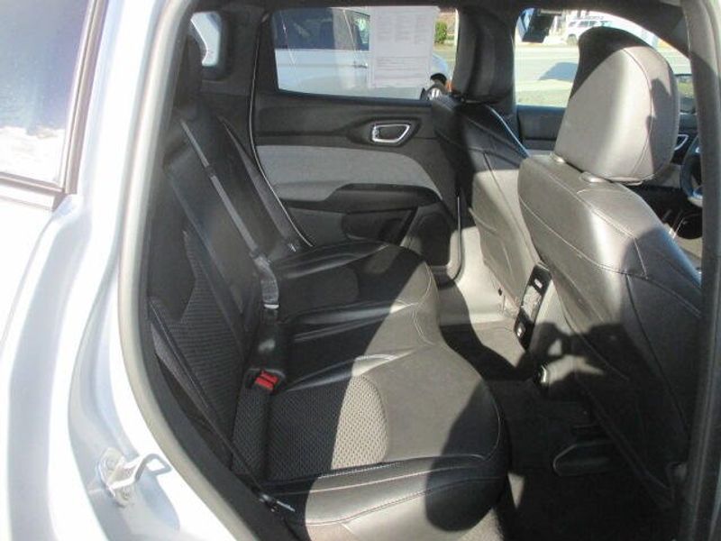 Used 2024 Jeep Compass LatitudeImage 28