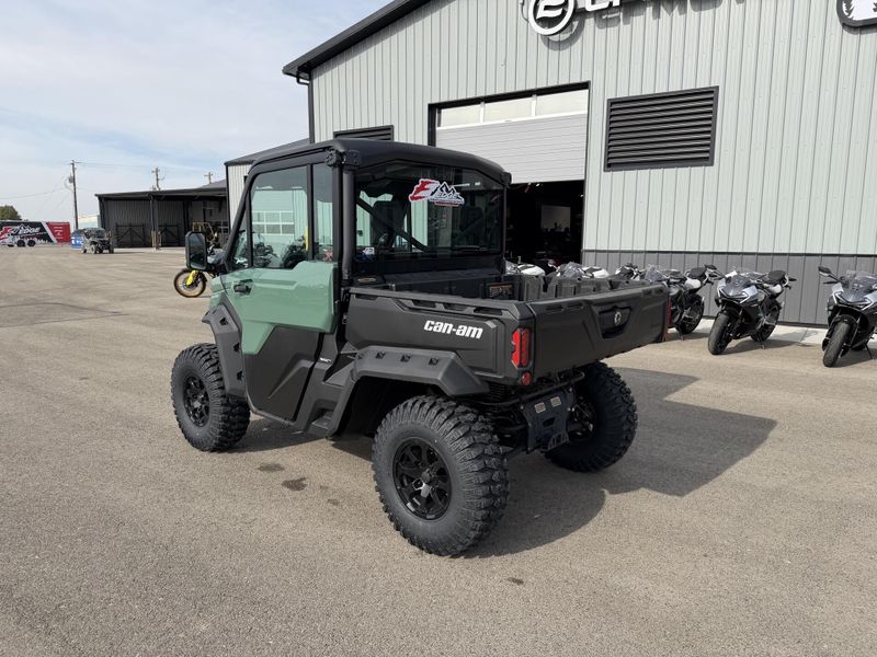 New 2026 Can-Am DEFENDER DPS CAB HD10 