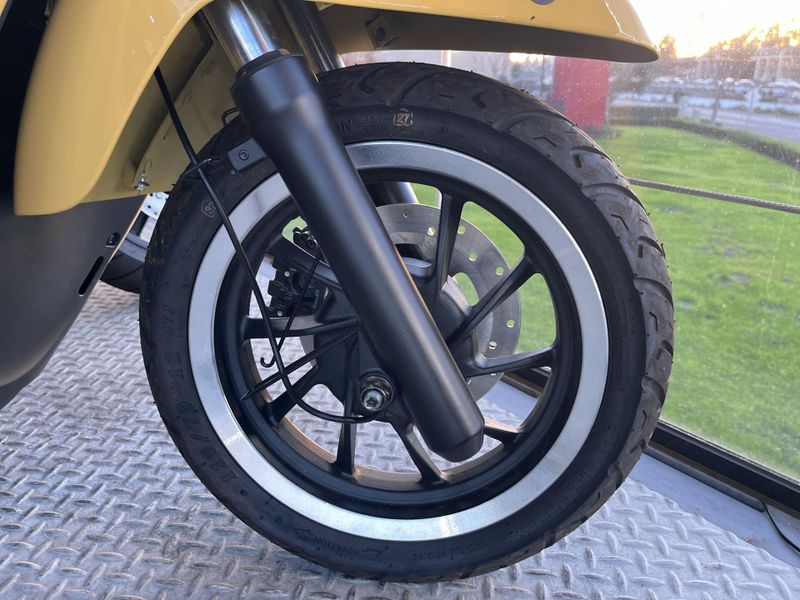 New 2023 Kymco LIKE 150I ABS NOODOE Image 17