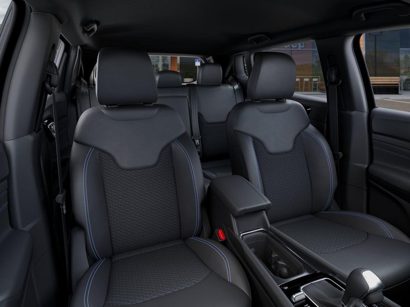 New 2026 Jeep Compass Latitude Altitude 4x4Image 42