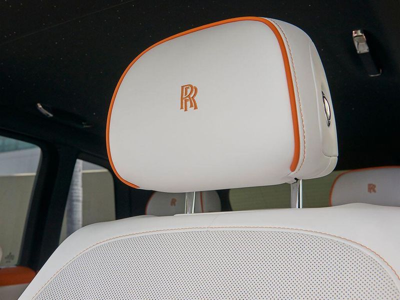 Used 2025 Rolls-Royce Cullinan Image 13