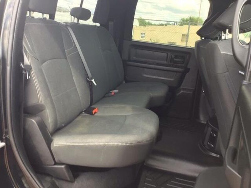 2023 RAM 2500 TradesmanImage 19