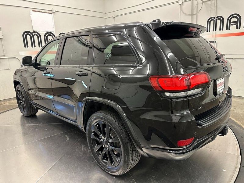 2022 Jeep Grand Cherokee WK Laredo XImage 14