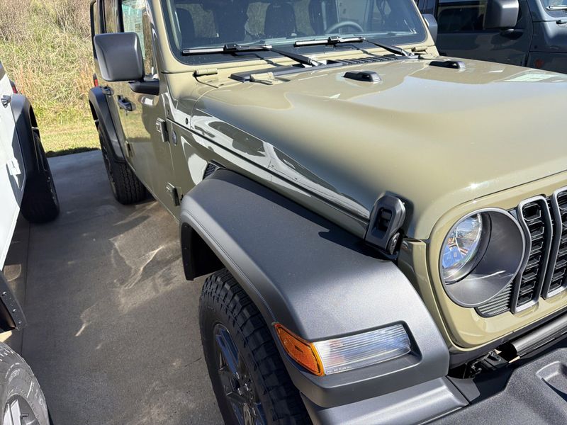 New 2026 Jeep Wrangler 4-door Sport SImage 4