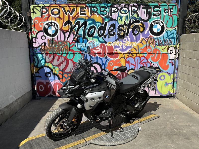 New 2026 BMW R 1300 GS Adventure Image 4