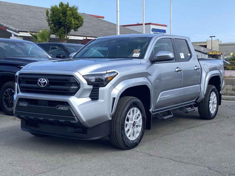 New 2025 Toyota Tacoma SR5Image 6
