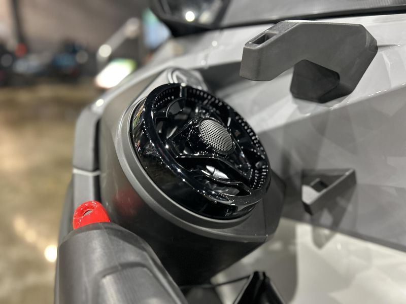 New 2026 Sea-Doo FISHPRO TROPHY 170 (SOUND SYSTEM) Image 14