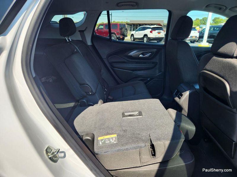 Used 2023 GMC Terrain SLE