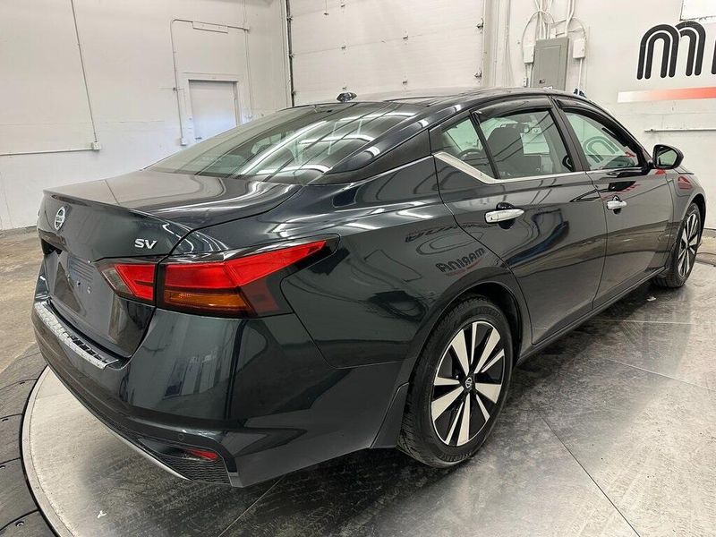 2021 Nissan Altima 2.5 SVImage 14
