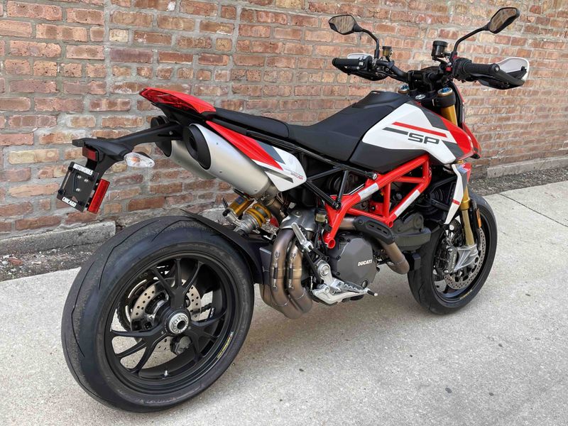 2023 Ducati Hypermotard 950 SPImage 3
