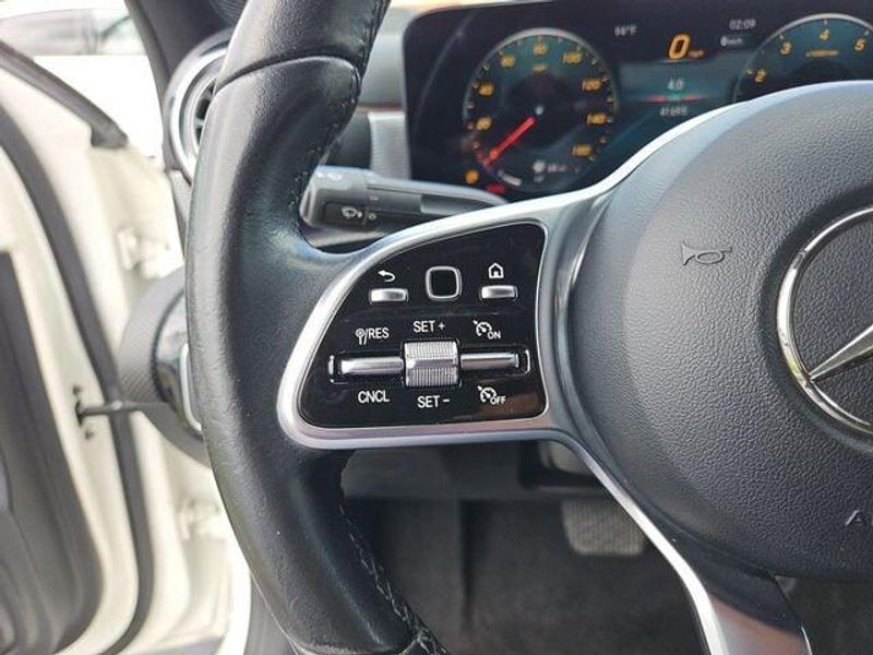 2021 Mercedes Benz A 220 4MATIC photo 24