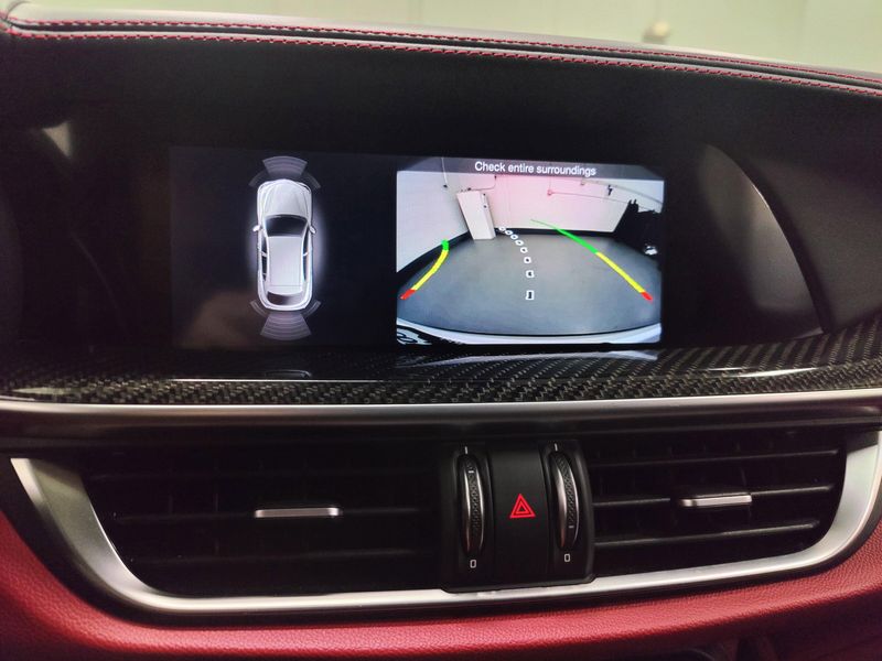 Used 2019 Alfa Romeo Stelvio Nero Quadrifoglio AWD w/SunroofImage 25