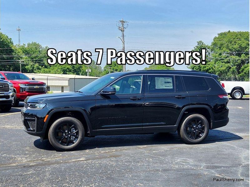 New 2026 Jeep Grand Cherokee L Laredo Altitude 4x4
