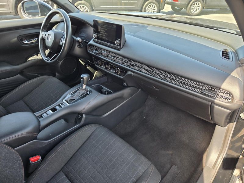 Used 2024 Honda HR-V Sport 2WD CVT