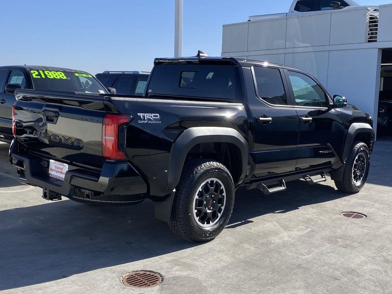 2024 Toyota Tacoma TRD Off RoadImage 3