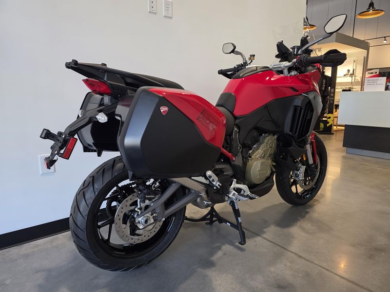 New 2025 Ducati Multistrada V4 S Travel  Radar 