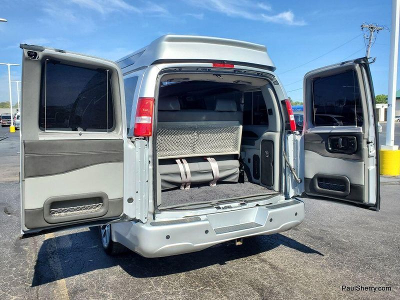 2022 Chevrolet Express Cargo Passenger Van photo 13