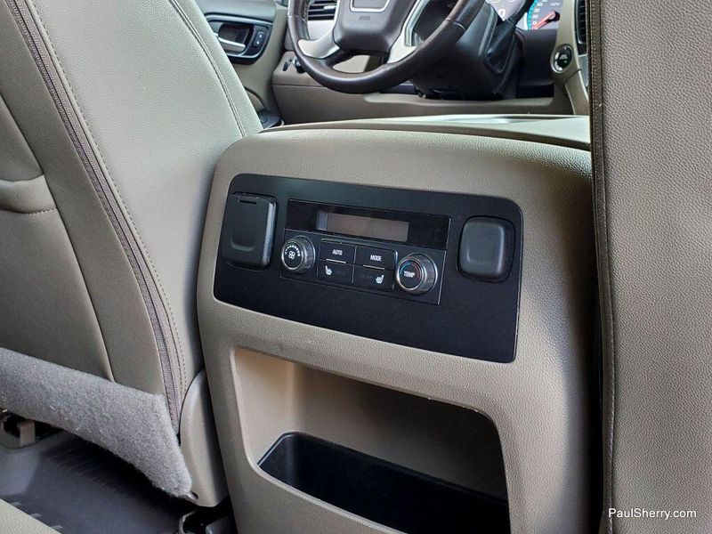 Used 2017 GMC Yukon XL SLTImage 50